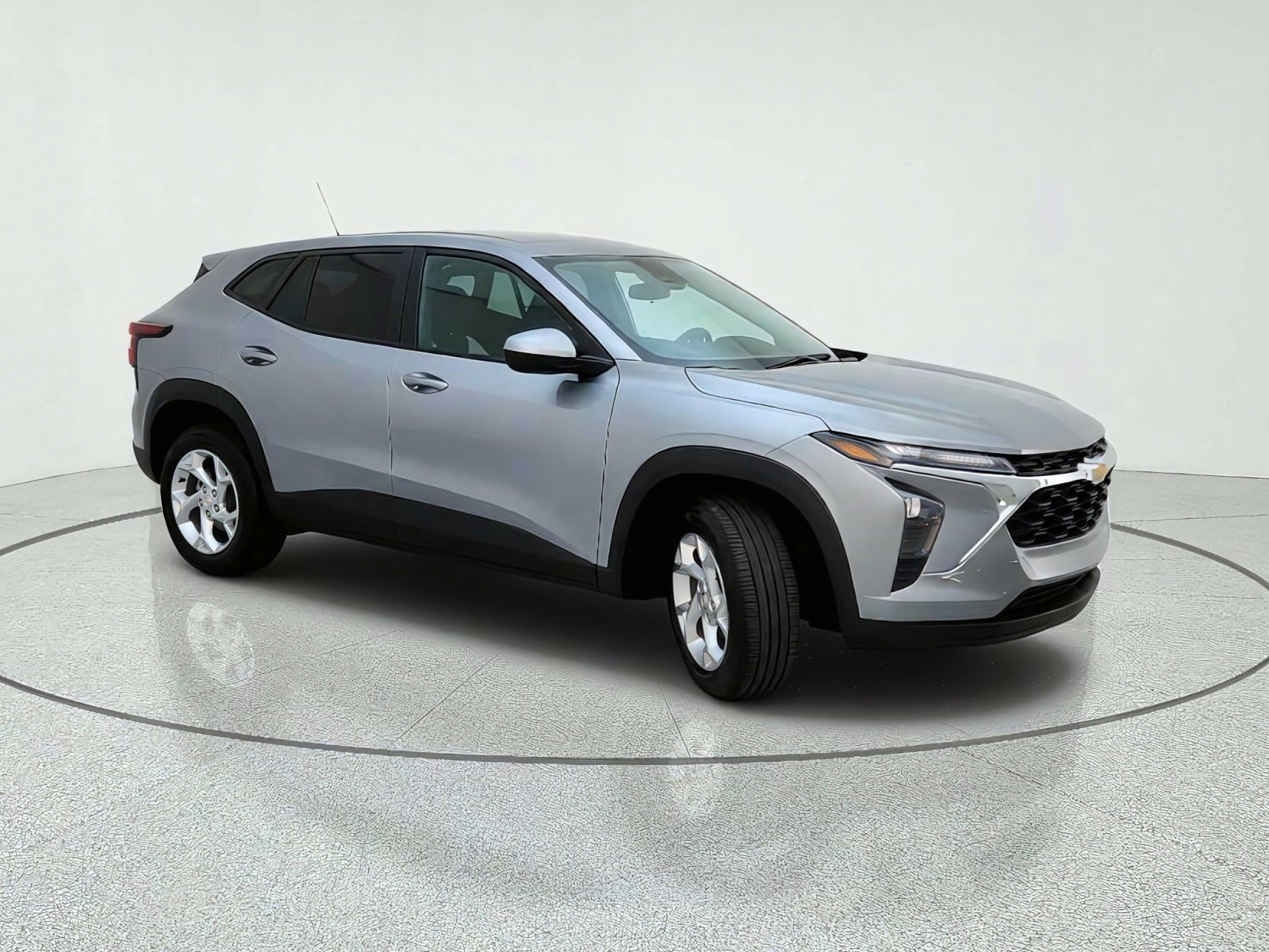 Used 2026 Chevrolet Trax LS w/ LS Convenience Package FWD image 5