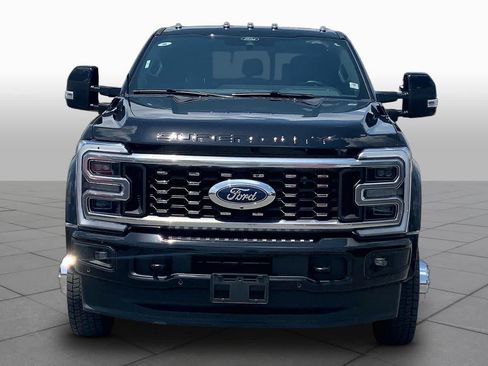 Used 2025 Ford F450 Platinum w/ FX4 Off-Road Package AWD/4WD image 3