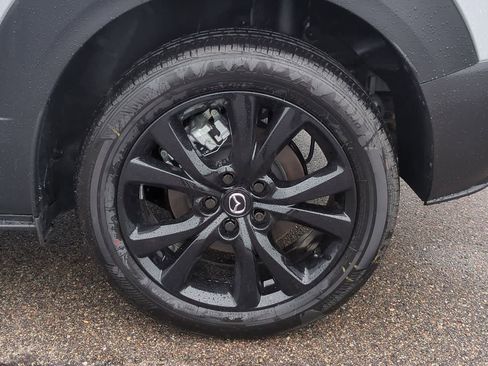 New 2025 MAZDA CX-30 AWD 2.5 S w/ Select Sport Pkg image 12