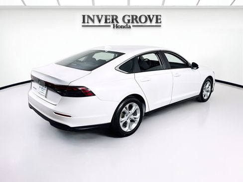 Certified 2023 Honda Accord LX image 5