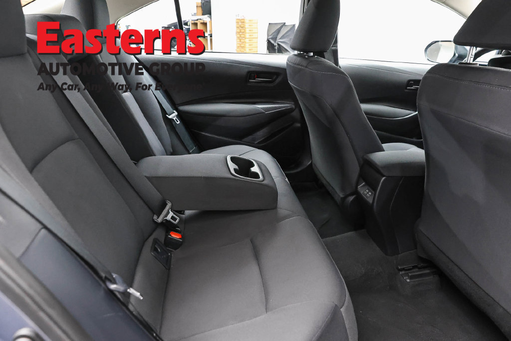Used 2025 Toyota Corolla LE FWD image 23