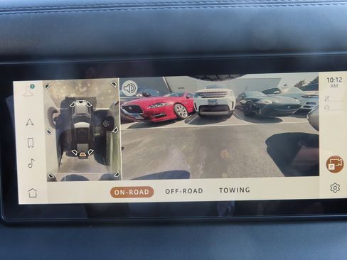 New 2024 Land Rover Defender 110 S image 34