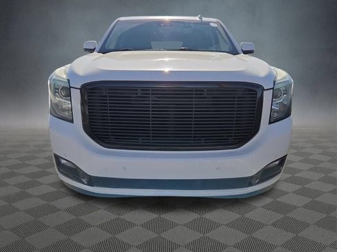 Used 2019 GMC Yukon XL SLT AWD/4WD image 2