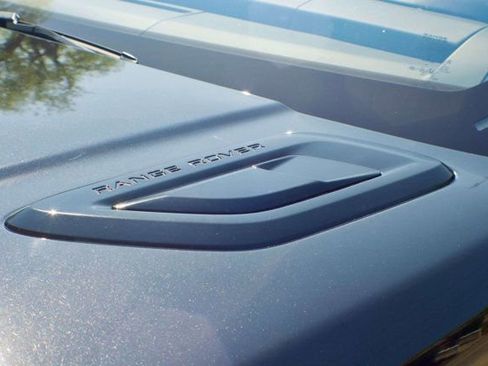 Used 2018 Land Rover Range Rover Sport HSE image 13