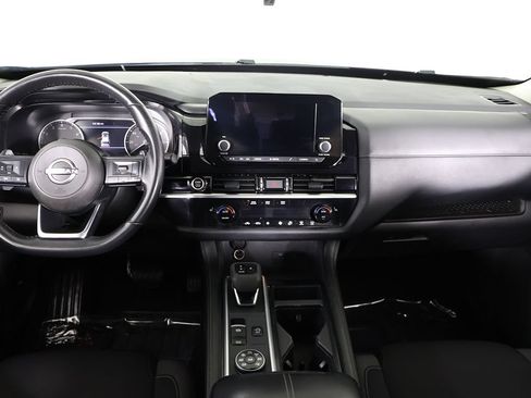 Used 2024 Nissan Pathfinder SV w/ Black Appearance Package AWD/4WD image 37