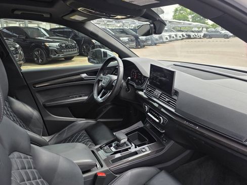 Certified 2023 Audi SQ5 Prestige w/ Prestige Package AWD/4WD image 11