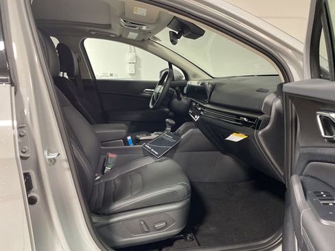 New 2026 Kia Sportage SX image 13