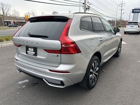 Certified 2025 Volvo XC60 B5 Plus AWD/4WD image 5