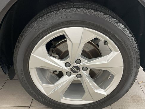 Used 2023 Audi Q5 2.0T Prestige w/ Prestige Package image 43