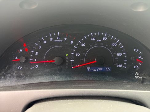 Used 2010 Toyota Camry FWD image 13