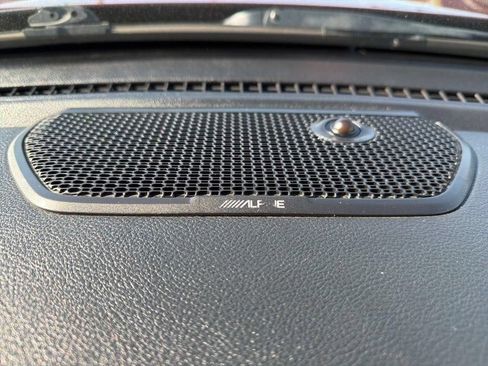 Used 2019 RAM 1500 Laramie AWD/4WD image 38