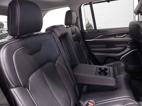 Used 2023 Jeep Grand Cherokee 4WD 4xe w/ Luxury Tech Group II image 19