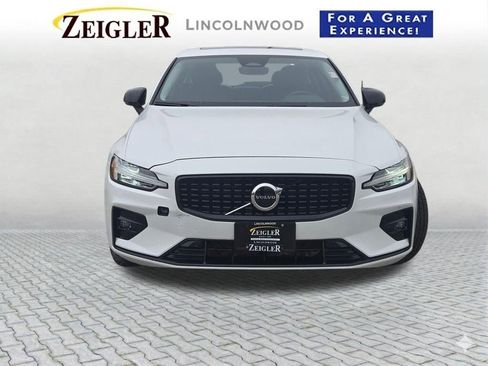 Used 2024 Volvo S60 B5 Core FWD image 3