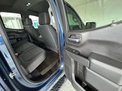 Used 2019 Chevrolet Silverado 1500 Custom w/ Custom Value Package image 23