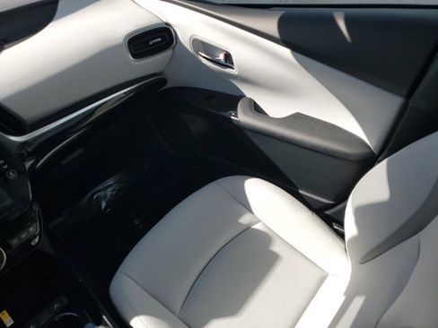 Certified 2022 Toyota Prius Prime Limited image 10