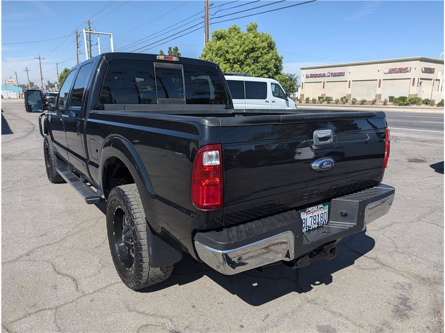 Used 2015 Ford F250 Lariat w/ Lariat Ultimate Package AWD/4WD image 16