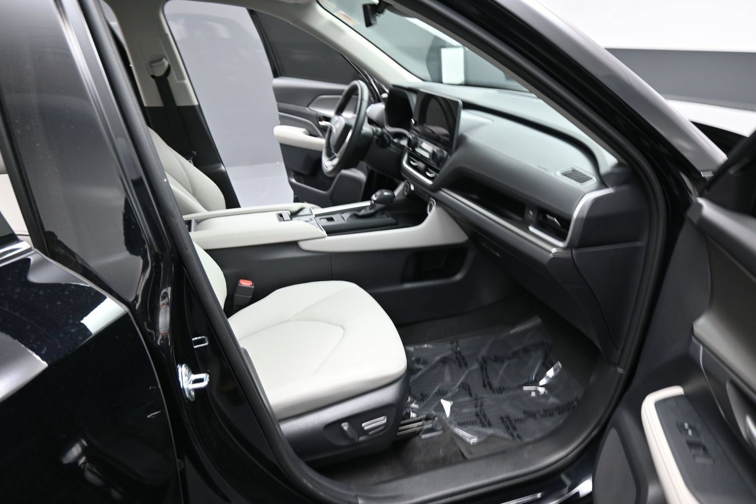 Used 2026 Toyota Grand Highlander AWD image 20
