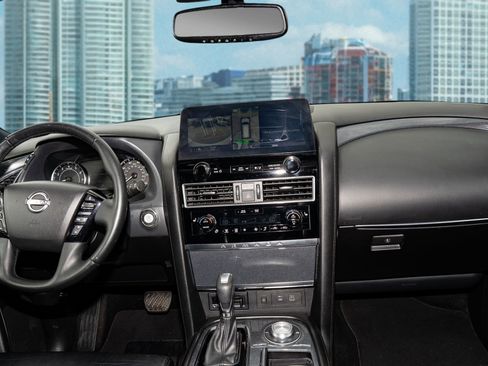 Used 2023 Nissan Armada SL w/ Midnight Edition Package image 23