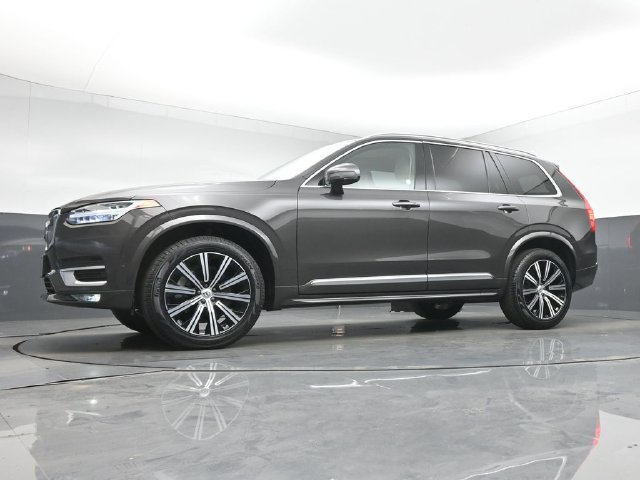Used 2024 Volvo XC90 B5 Plus w/ Protection Package AWD/4WD image 38