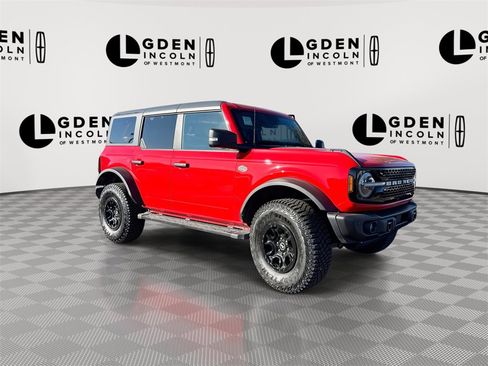 Used 2023 Ford Bronco Wildtrak image 2