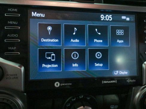Used 2020 Toyota 4Runner SR5 Premium w/ Moonroof Package RWD image 16