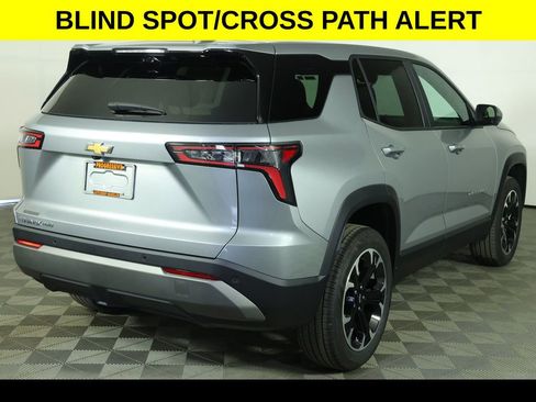 New 2026 Chevrolet Equinox LT AWD/4WD image 7