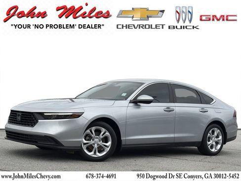 Used 2025 Honda Accord LX image 1