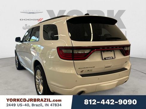 Used 2023 Dodge Durango GT AWD/4WD image 3