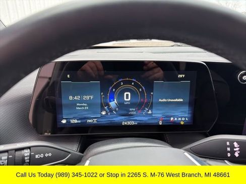 Used 2025 Chevrolet Equinox LT w/ Convenience Package II AWD/4WD image 15