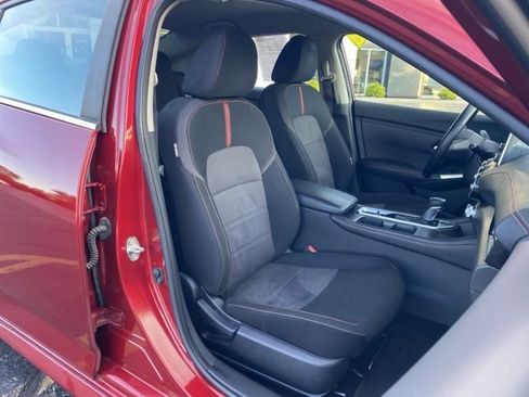 Used 2020 Nissan Sentra SR image 25