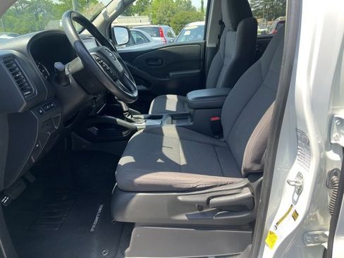 Used 2022 Nissan Frontier S w/ Technology Package image 12