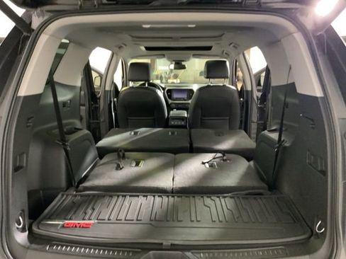 Used 2018 GMC Acadia SLT AWD/4WD image 40