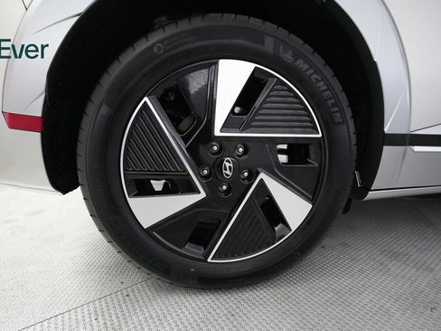Used 2025 Hyundai Ioniq 5 Limited image 20