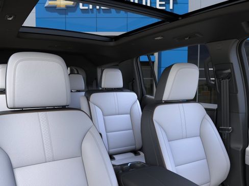 New 2026 Chevrolet Traverse High Country FWD image 55