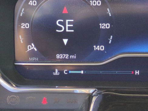 Certified 2025 Chevrolet Silverado 1500 LTZ image 12