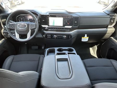 New 2025 GMC Sierra 1500 Elevation image 33