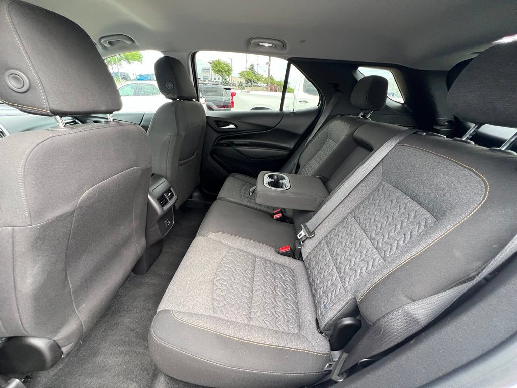 Used 2024 Chevrolet Equinox LT AWD/4WD image 21