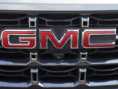 Used 2024 GMC Canyon AT4 w/ Technology Package image 44