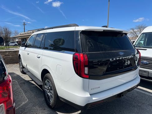 Used 2025 Ford Expedition Max Active image 6
