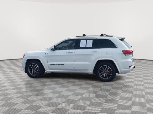 Used 2021 Jeep Grand Cherokee Overland AWD/4WD image 5