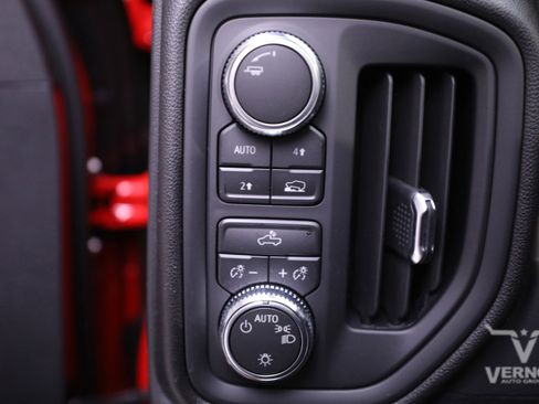 New 2026 GMC Sierra 1500 Pro w/ Graphite Edition image 16