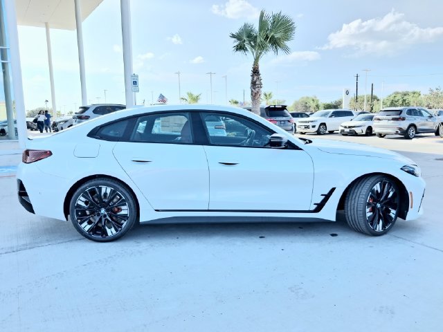 New 2026 BMW 430i w/ M Sport Package RWD image 8