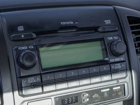 Used 2012 Toyota Tacoma 2WD Regular Cab image 23