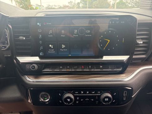 Used 2023 Chevrolet Silverado 1500 LT w/ Protection Package image 17