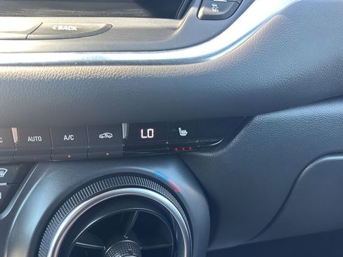 Used 2025 Chevrolet Blazer LT image 20