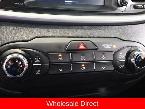 Used 2020 Kia Sorento LX AWD/4WD image 19