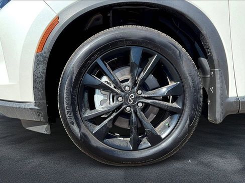 Used 2025 INFINITI QX60 Luxe w/ Black Edition image 9