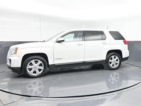 Used 2017 GMC Terrain SLE image 8