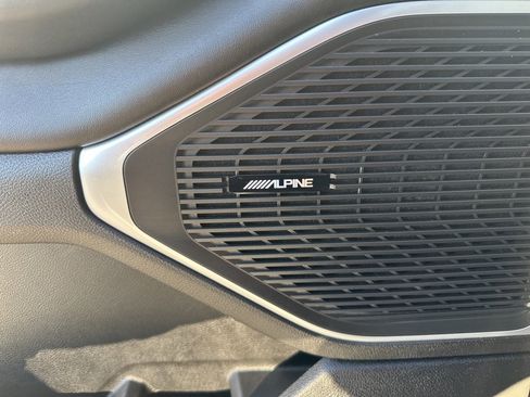 Used 2023 Jeep Wagoneer Base image 22