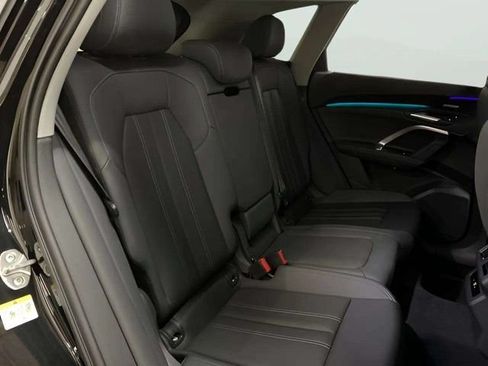 Used 2025 Audi Q5 Premium Plus w/ Premium Plus AWD/4WD image 58